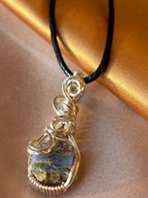 Load image into Gallery viewer, Dainty Silver Ethiopian Opal Necklace
