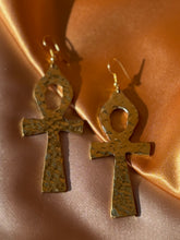 Load image into Gallery viewer, Brass Ankh Earrings
