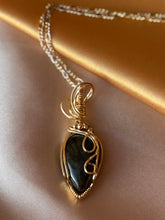 Load image into Gallery viewer, Gold Labradorite Necklace
