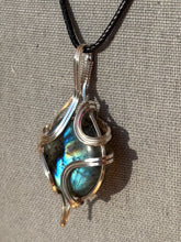 Load image into Gallery viewer, Silver Labradorite Necklace
